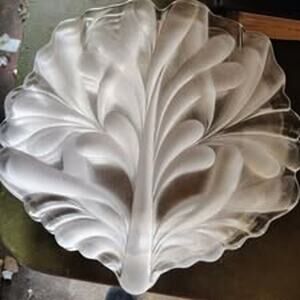 4 vintage Mikasa plates 70s, 9.5" frosted Folia design. No chips